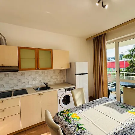 Apartment Sunny House 101 One Bedroom