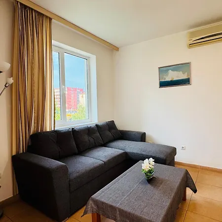 Sunny House 101 One Bedroom * Slantschew brjag